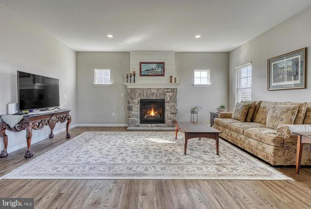 102 BERKSHIRE DRIVE, Carlisle, PA 17015