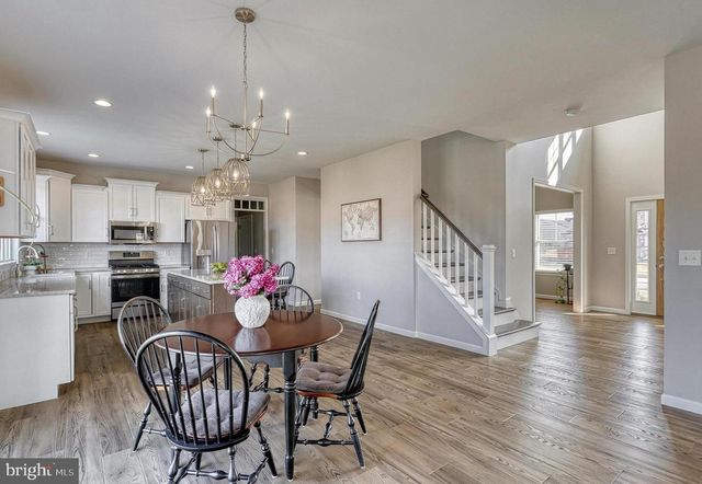 102 BERKSHIRE DRIVE, Carlisle, PA 17015