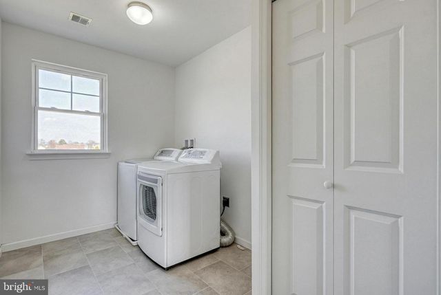 102 BERKSHIRE DRIVE, Carlisle, PA 17015