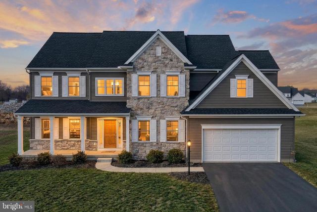 102 BERKSHIRE DRIVE, Carlisle, PA 17015