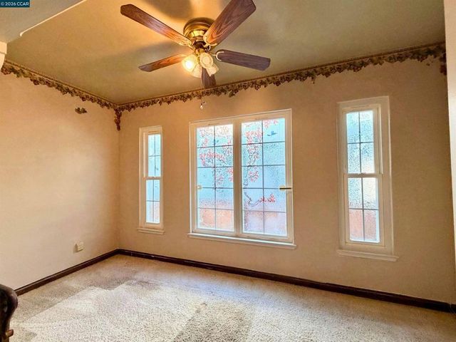 477 W 10Th St, Pittsburg, CA 94565