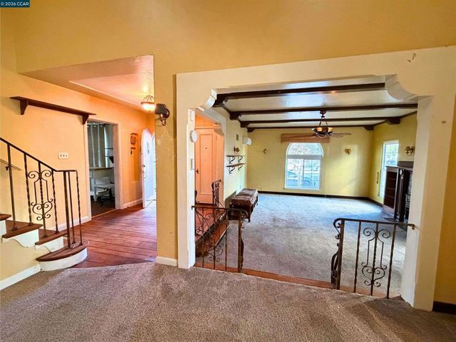 477 W 10Th St, Pittsburg, CA 94565