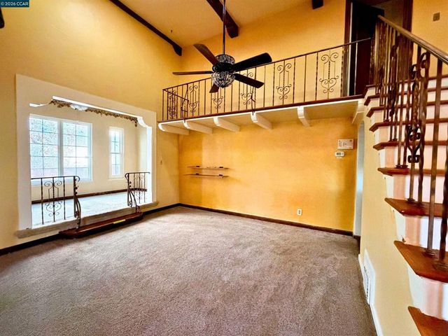 477 W 10Th St, Pittsburg, CA 94565