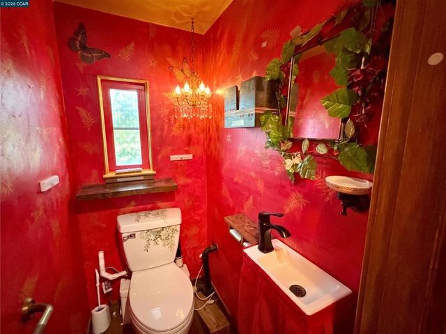 477 W 10Th St, Pittsburg, CA 94565