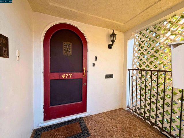 477 W 10Th St, Pittsburg, CA 94565