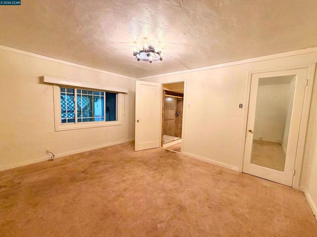 477 W 10Th St, Pittsburg, CA 94565