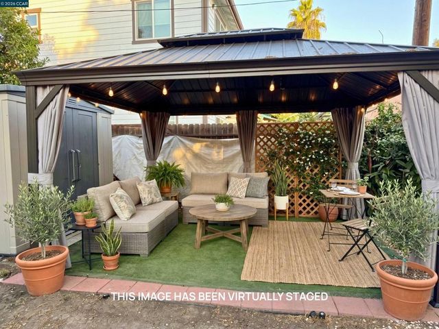 477 W 10Th St, Pittsburg, CA 94565