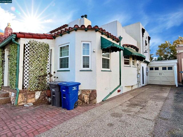 477 W 10Th St, Pittsburg, CA 94565