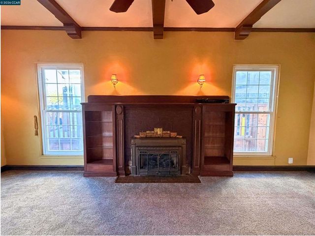 477 W 10Th St, Pittsburg, CA 94565