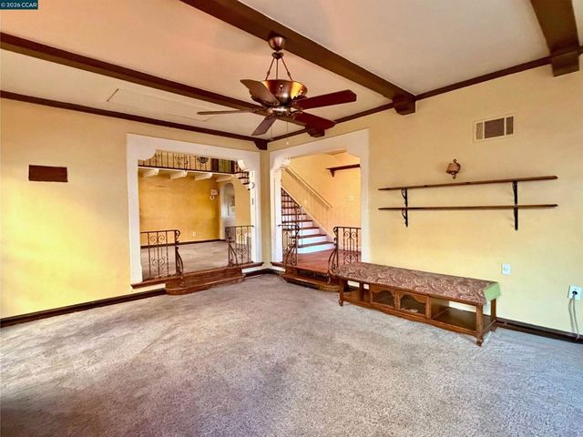 477 W 10Th St, Pittsburg, CA 94565
