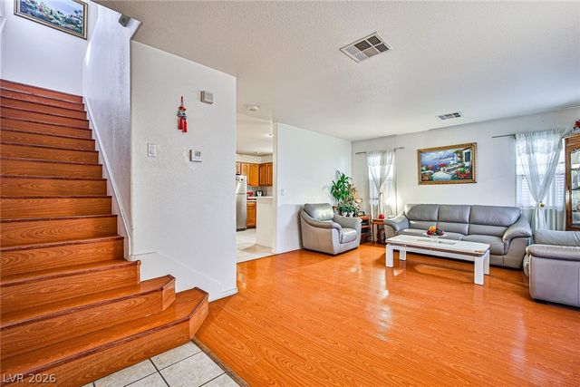 6086 Sunken River Trail, Las Vegas, NV 89118