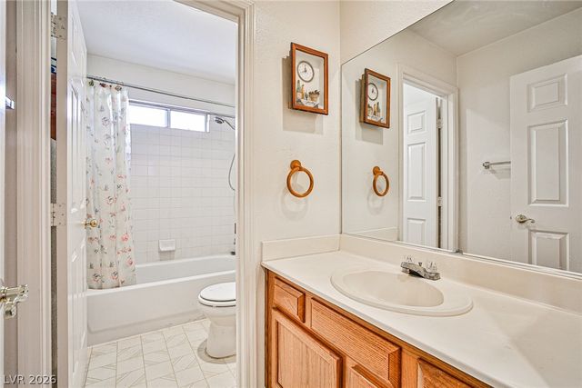 6086 Sunken River Trail, Las Vegas, NV 89118