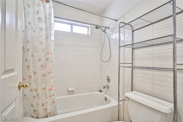 6086 Sunken River Trail, Las Vegas, NV 89118