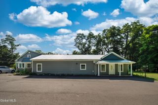 489 Grooms Road C, Clifton Park, NY 12065