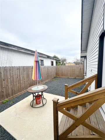 1224 53rd, Galveston, TX 77551