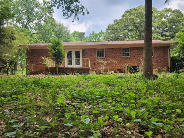 898 Pine Roc Drive, Stone Mountain, GA 30083