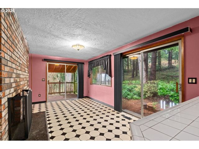 28850 Se STONE Rd, Boring, OR 97009