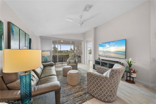 9231 Spring Run BLVD 2109, Estero, FL 34135