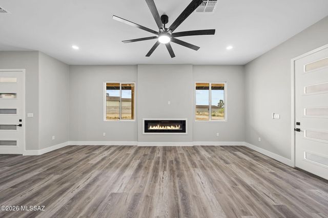 102 S Montgomery Avenue, Vail, AZ 85641