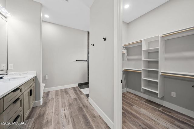 102 S Montgomery Avenue, Vail, AZ 85641
