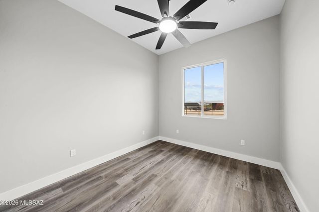 102 S Montgomery Avenue, Vail, AZ 85641