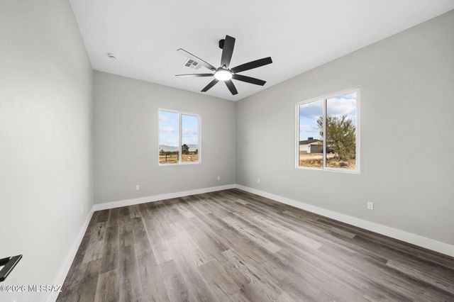 102 S Montgomery Avenue, Vail, AZ 85641