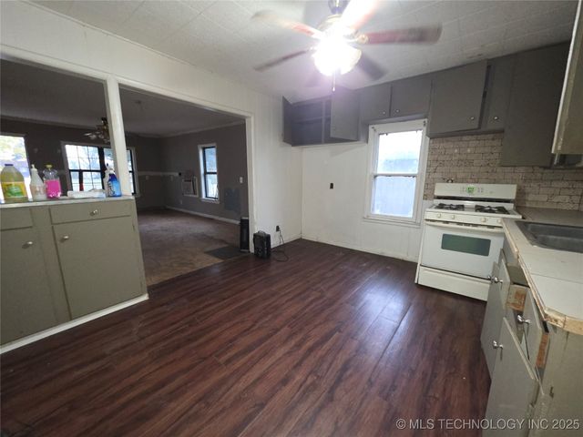 114 E Elm Street, Haskell, OK 74436