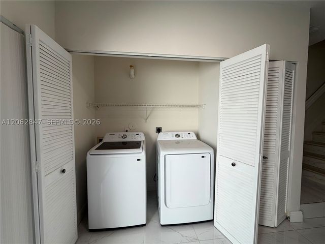 9820 NW 56th Pl 0, Coral Springs, FL 33076