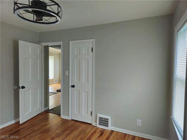 4624 Derbyshire Drive, North Randall, OH 44128