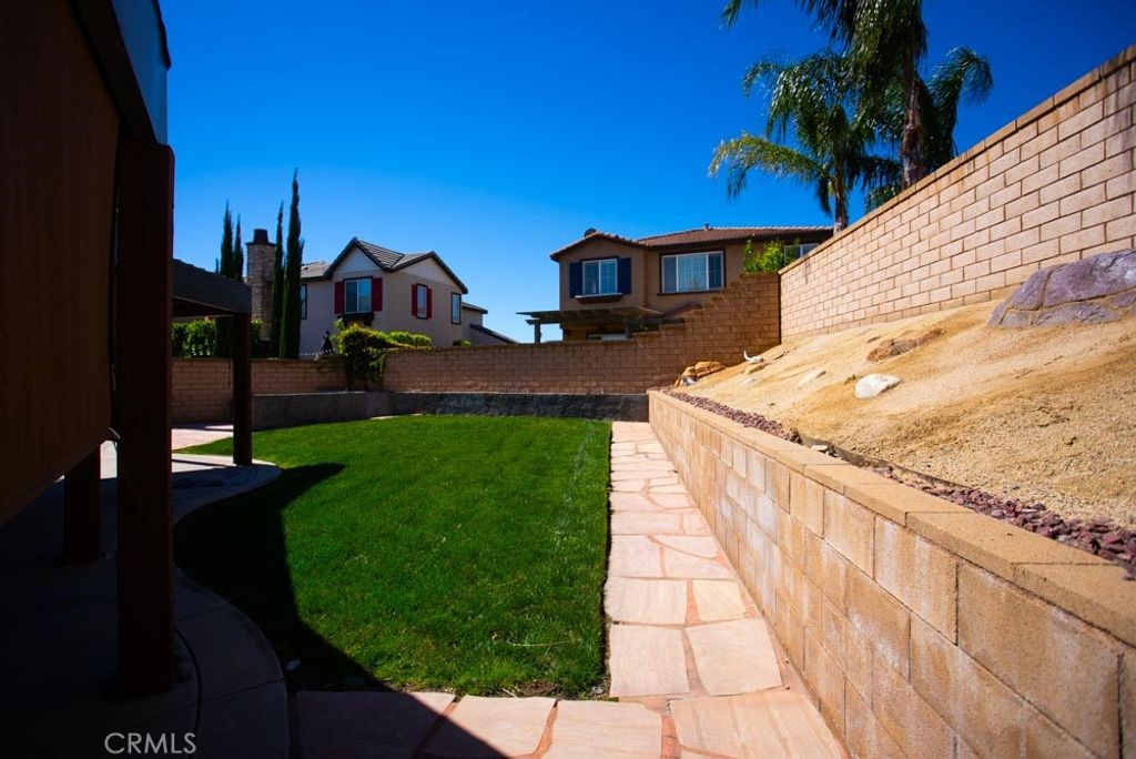 Image 46 of property listing at 13816 Hummingbird, Rancho Cucamonga, CA 91739