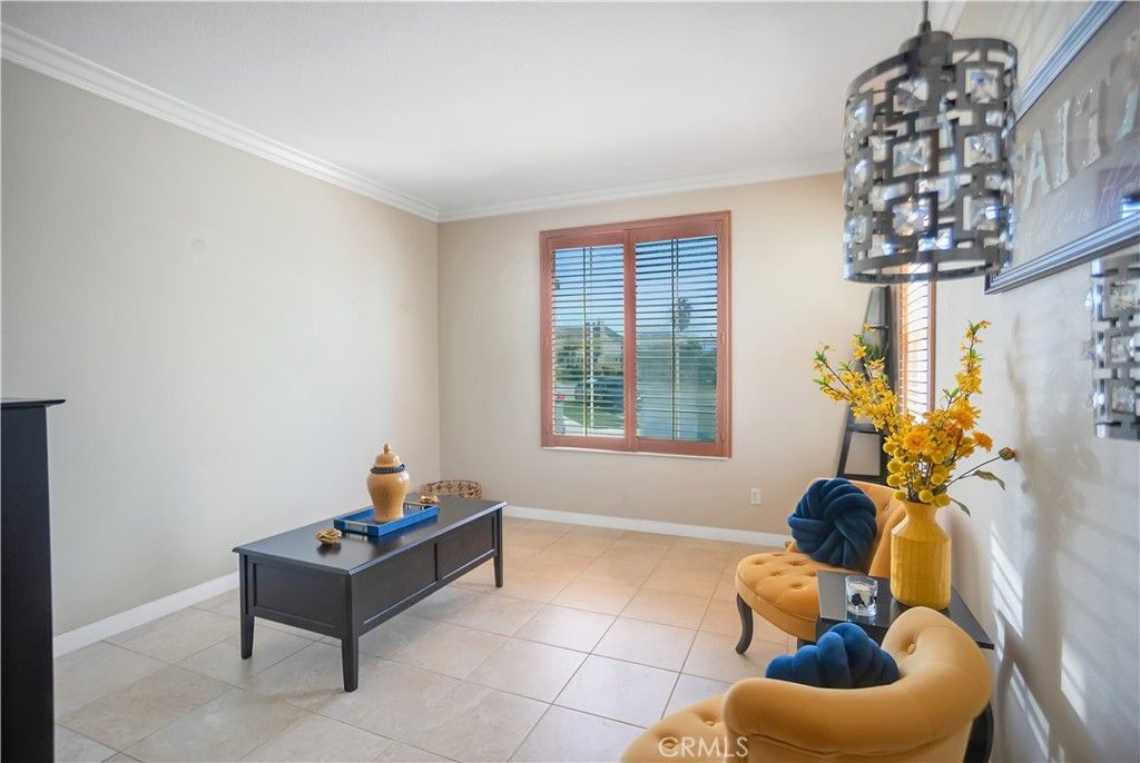 Image 9 of property listing at 13816 Hummingbird, Rancho Cucamonga, CA 91739