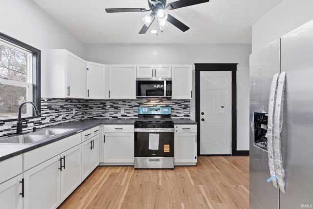 1618 E Dayton Street, South Bend, IN 46613