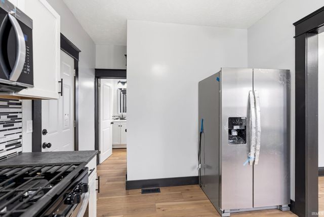 1618 E Dayton Street, South Bend, IN 46613