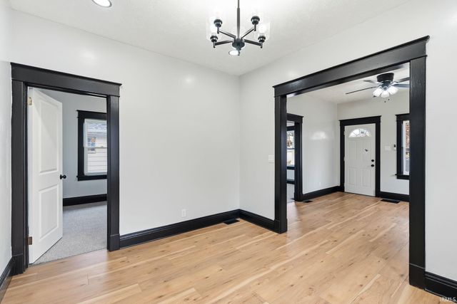 1618 E Dayton Street, South Bend, IN 46613