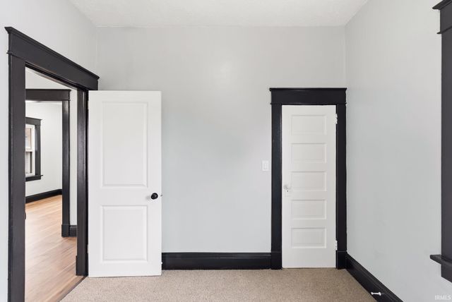 1618 E Dayton Street, South Bend, IN 46613