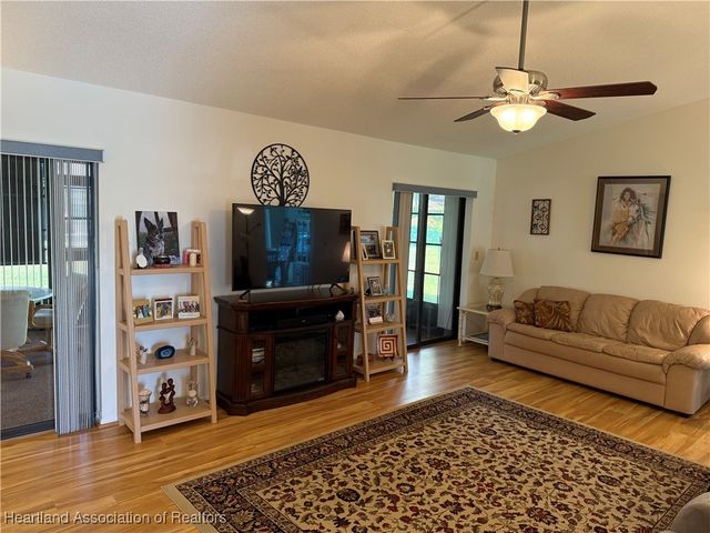 4117 Thompson Avenue, Sebring, FL 33875