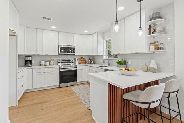 2116 Tamworth Court, Bedford, TX 76021