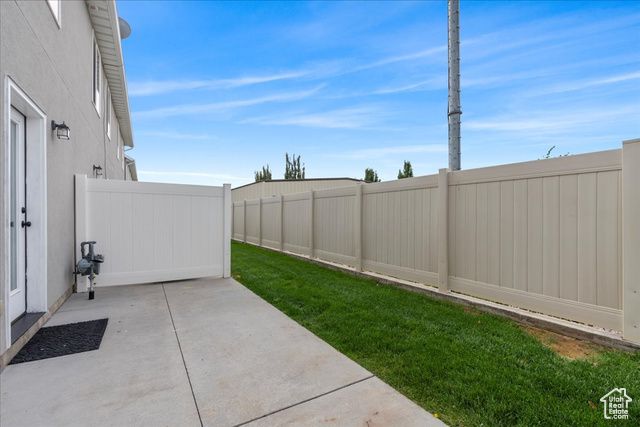 1142 W 2050 S, Syracuse, UT 84075