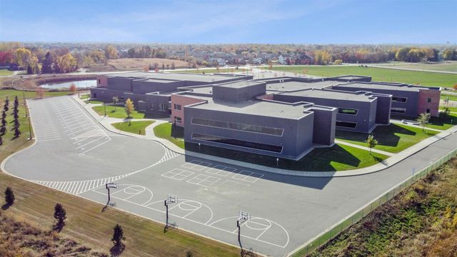 8211 Marquette Avenue NE, Otsego, MN 55330