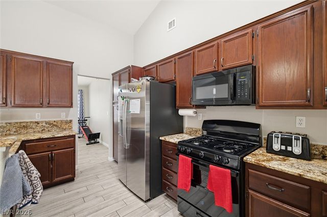 1536 Singing Bird Lane, North Las Vegas, NV 89031