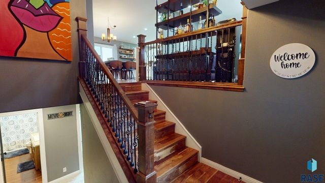 3421 Oak Ln Lane, Brookings, SD 57006
