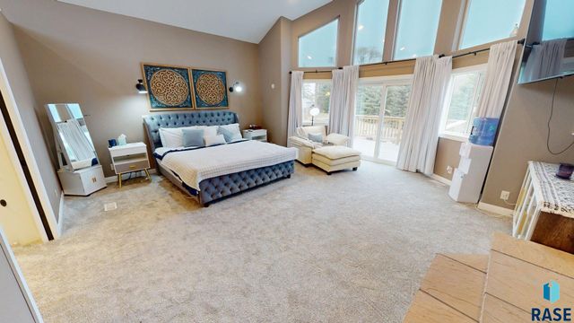 3421 Oak Ln Lane, Brookings, SD 57006