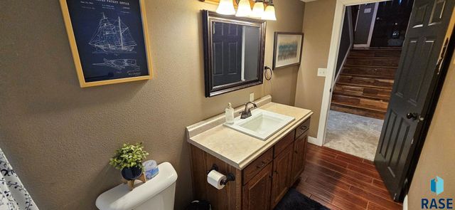 3421 Oak Ln Lane, Brookings, SD 57006