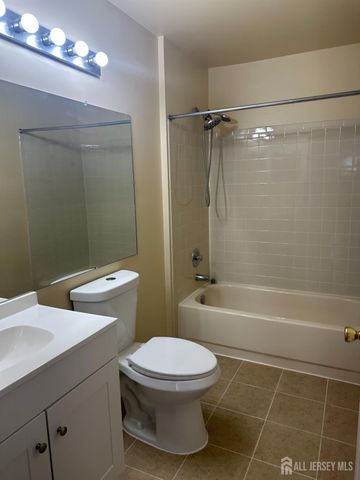 465 Northam Drive, North Brunswick, NJ 08902