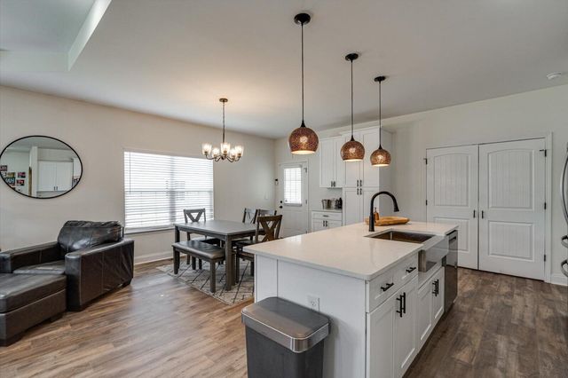411 Coahulla Creek Drive, Dalton, GA 30721