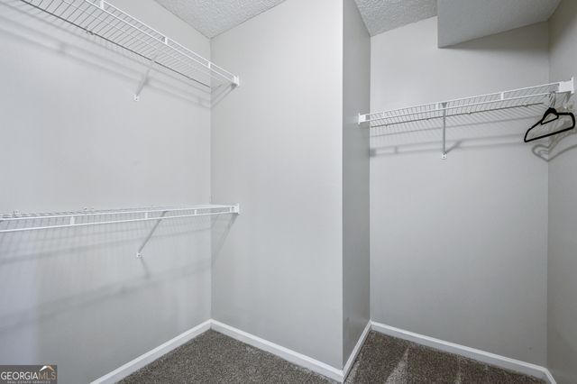 31 Middleton Court, Cartersville, GA 30120