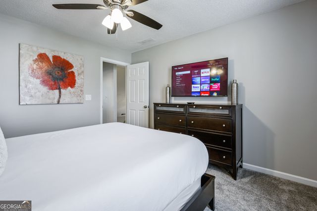 31 Middleton Court, Cartersville, GA 30120