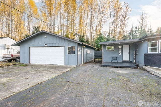 3317 Olive Way, Longview, WA 98632