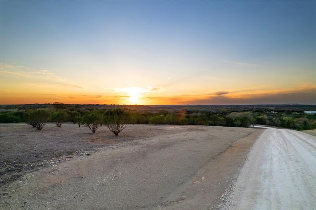 1040 Cedar Hill Drive, Nemo, TX 76070