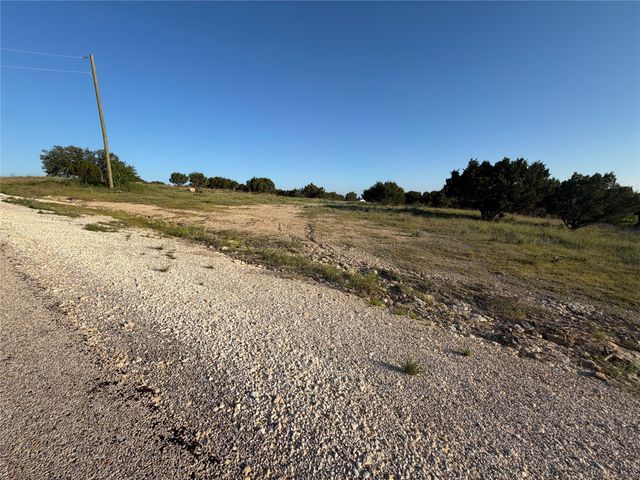 1040 Cedar Hill Drive, Nemo, TX 76070